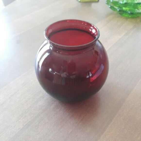 Anchor Hocking Royal Ruby Red 4" Ivy Ball Vase - Picture 1 of 4